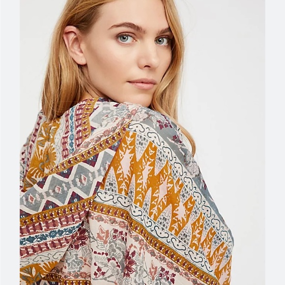 Free People Hold on Tight Gauze pullover - Picture 3 of 5